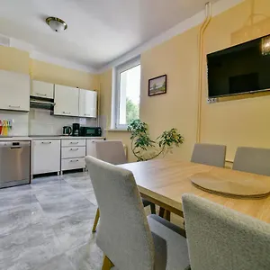 Apartment U Ewy W Kolobrzegu Podczele - 2 Sypialnie 50m2, Wifi I Darmowy Parking!, Kolberg